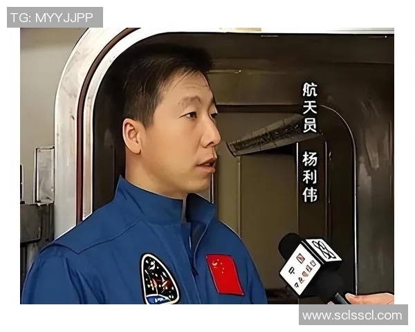 姚明与杨利伟的传奇人生交汇点：体育与航天的辉煌篇章