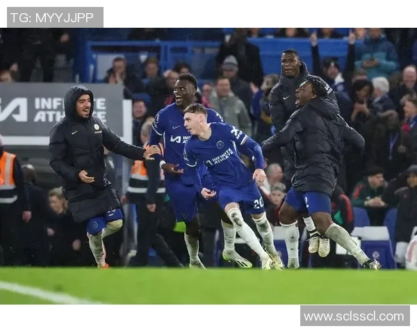 意甲激战波尔图4-0曼联帽子戏法引爆全场战术分析与精彩瞬间回顾