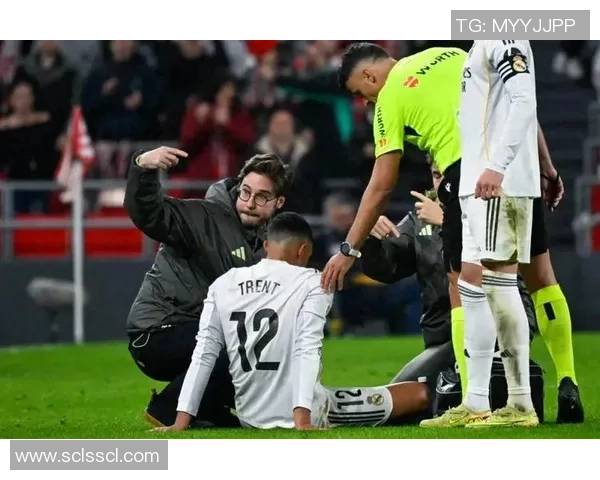 皇马在世界杯中以3-0战胜拜仁补时进球瞬间点燃全场激情