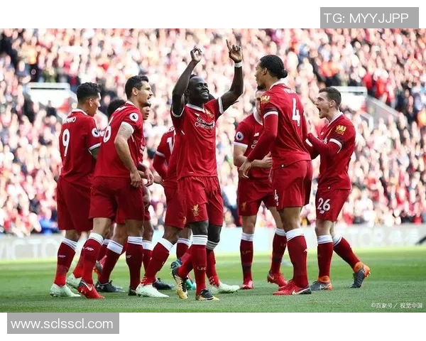 德甲热战：多特蒙德与利物浦激战成平局神扑瞬间点燃全场激情