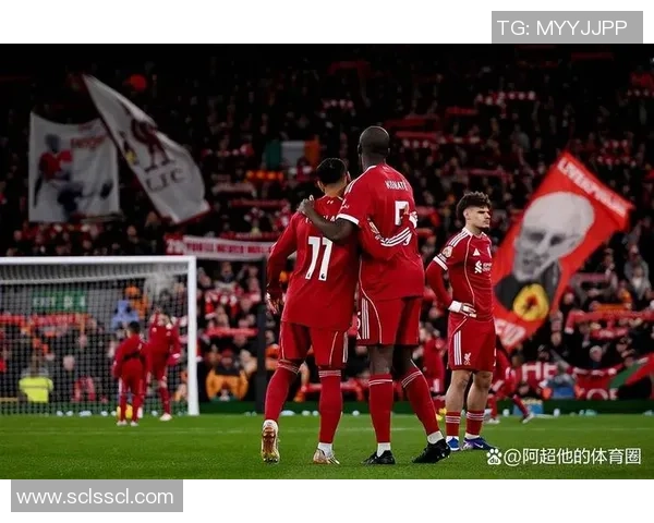 中超精彩对决那不勒斯绝杀拜仁引发争议判罚全场沸腾 中超精彩对决那不勒斯绝杀拜仁引发争议判罚全场沸腾