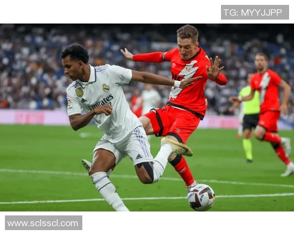 西甲惊天冷门那不勒斯6比2狂胜皇马神奇扑救点燃全场激情