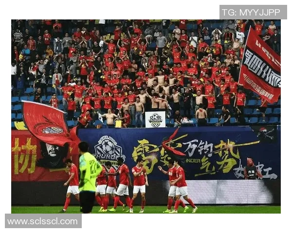 中超热战利物浦大胜皇马引发转会风波全场沸腾 中超热战利物浦大胜皇马引发转会风波全场沸腾