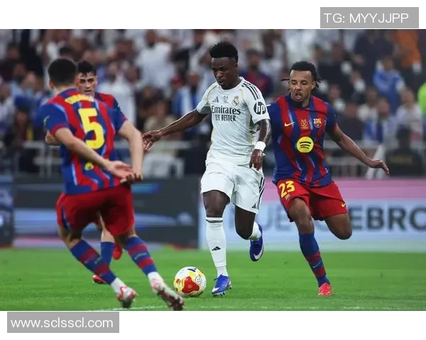 世界杯精彩对决皇马与那不勒斯战成平局全场沸腾瞬间回顾